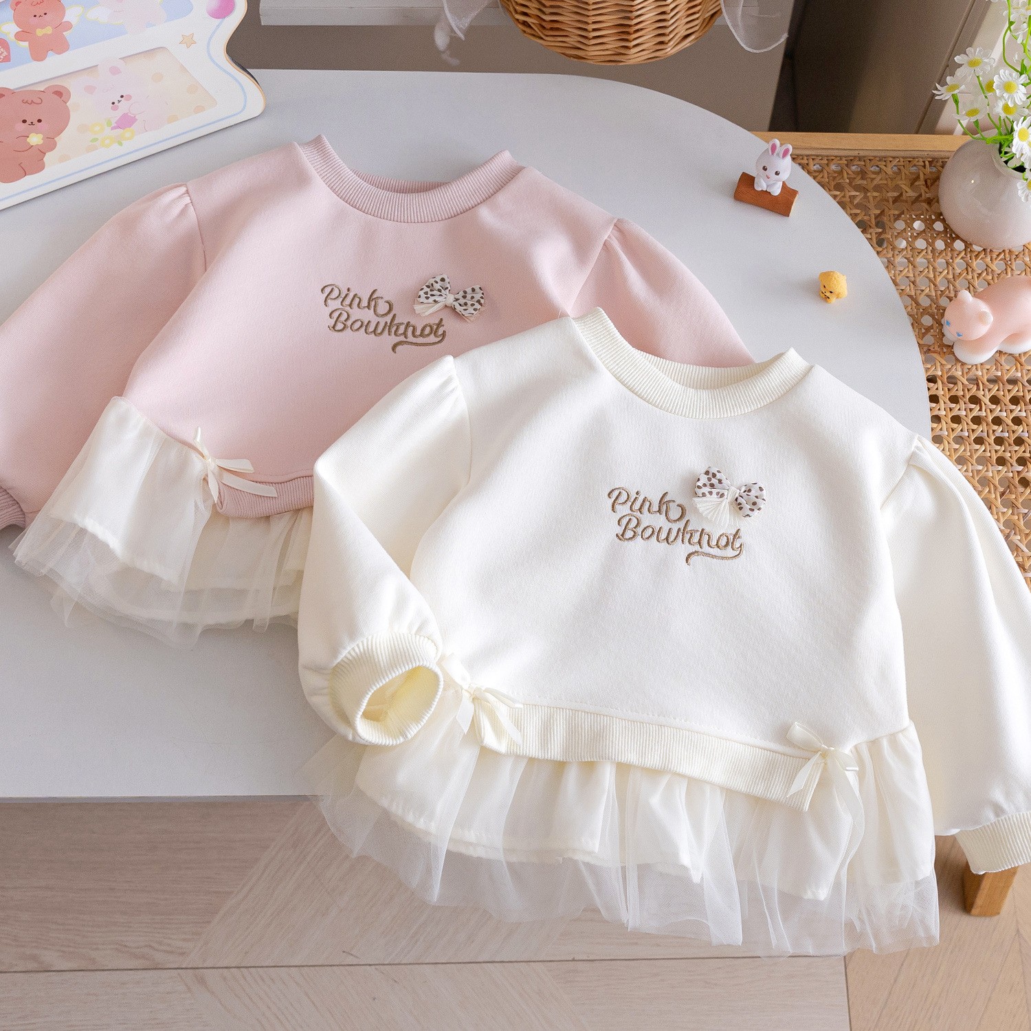 Baby Clothing Embroidery - Korean-style girls' sweatshirt with lace flower