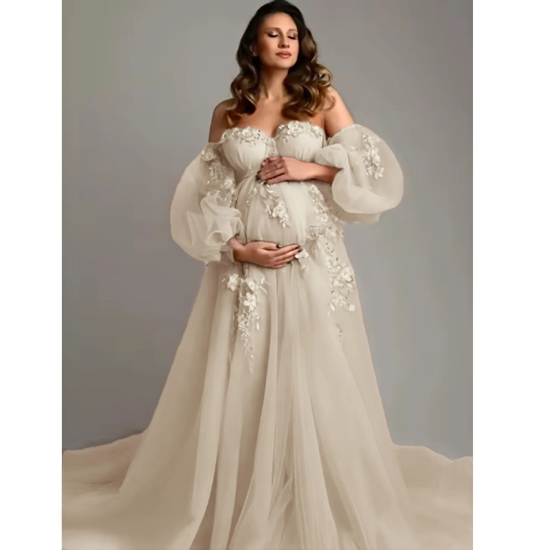 Hand-Finished Maternity Gown - - Baby Clothing Embroidery のレビューと価格