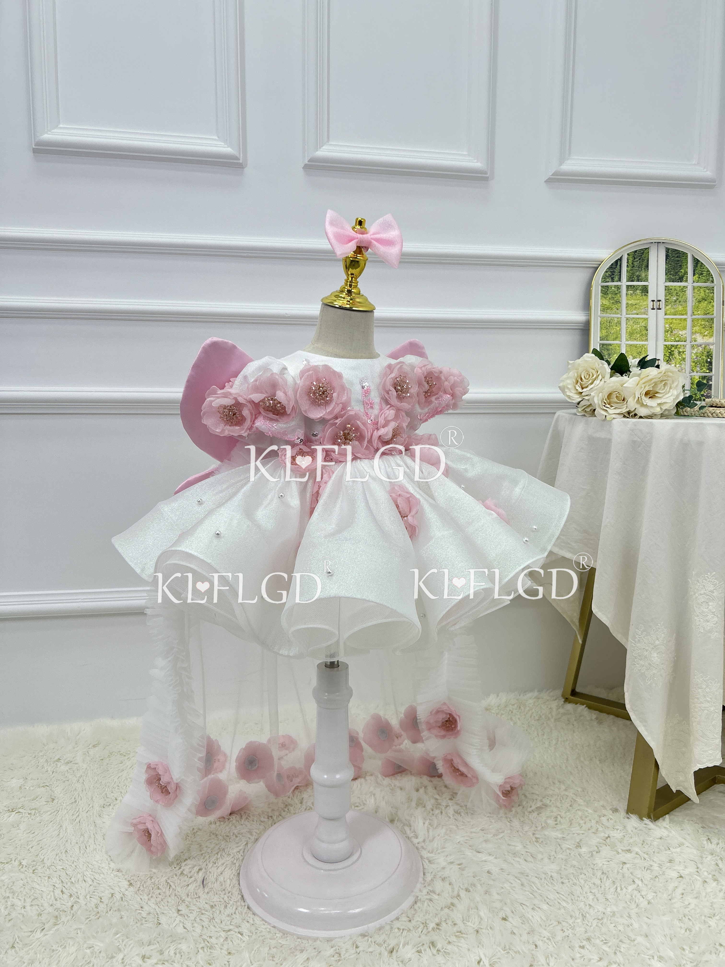 Luxurious and elegant girls bi - Baby Xmas Clothing のレビューと価格