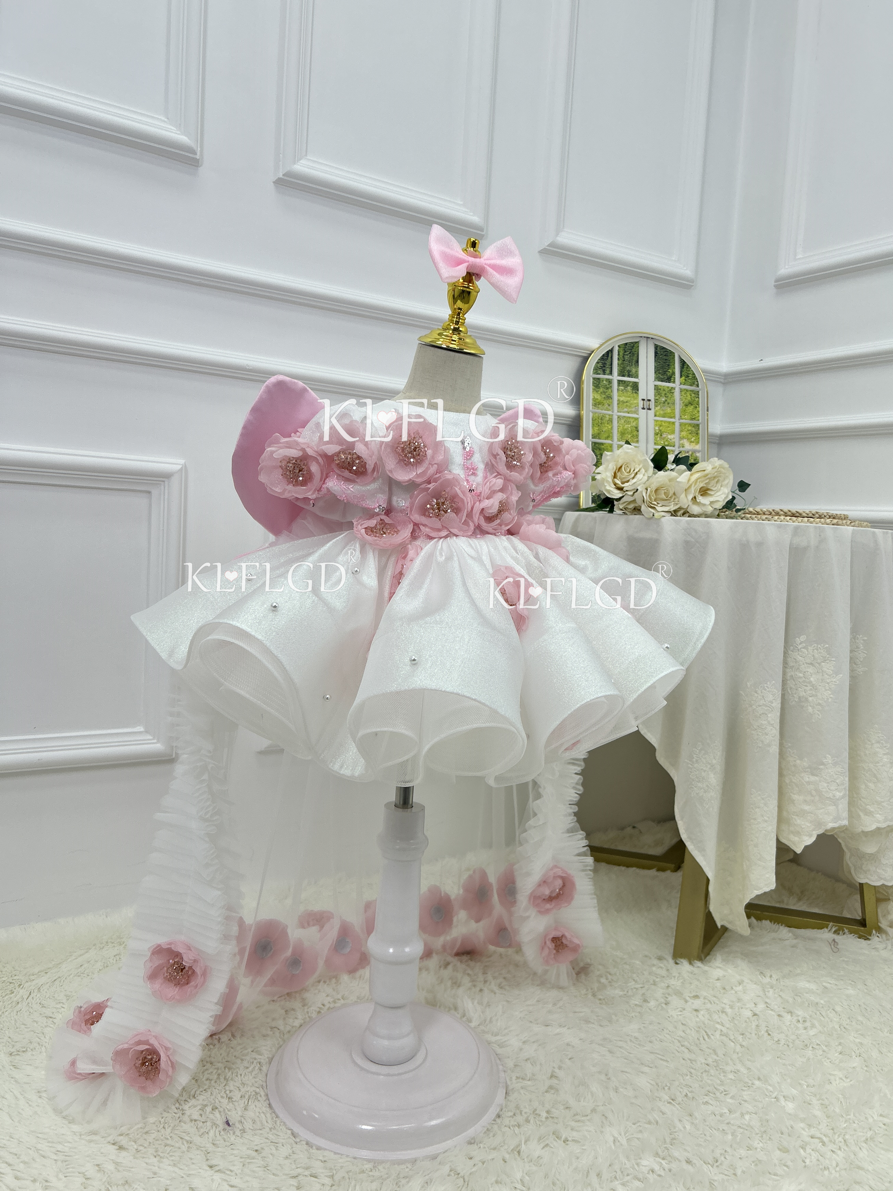Luxurious and elegant girls bi - Baby Xmas Clothing のレビューと価格